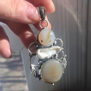 NIB Mother of Pearl Gemstone Silver Pendant